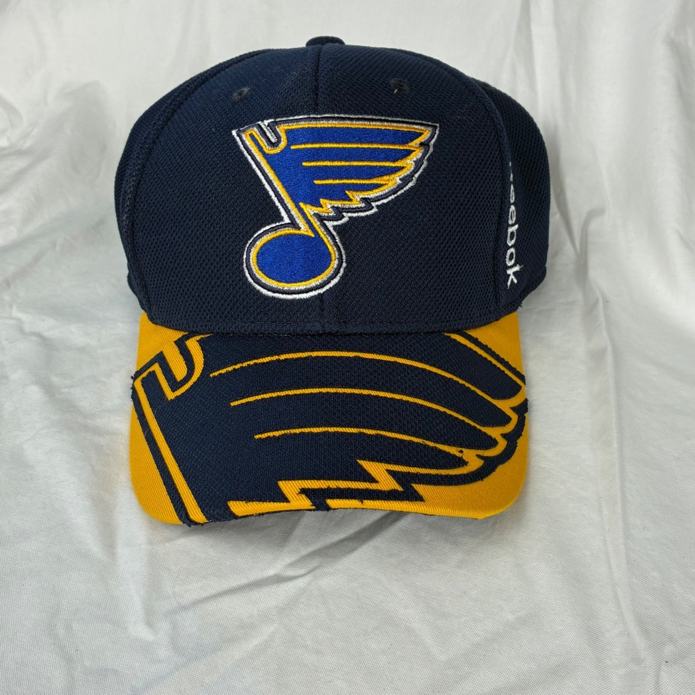 Reebok St Louis Blues NHL Center Ice Mesh Stretch Fit Hat Navy Blue L/XL